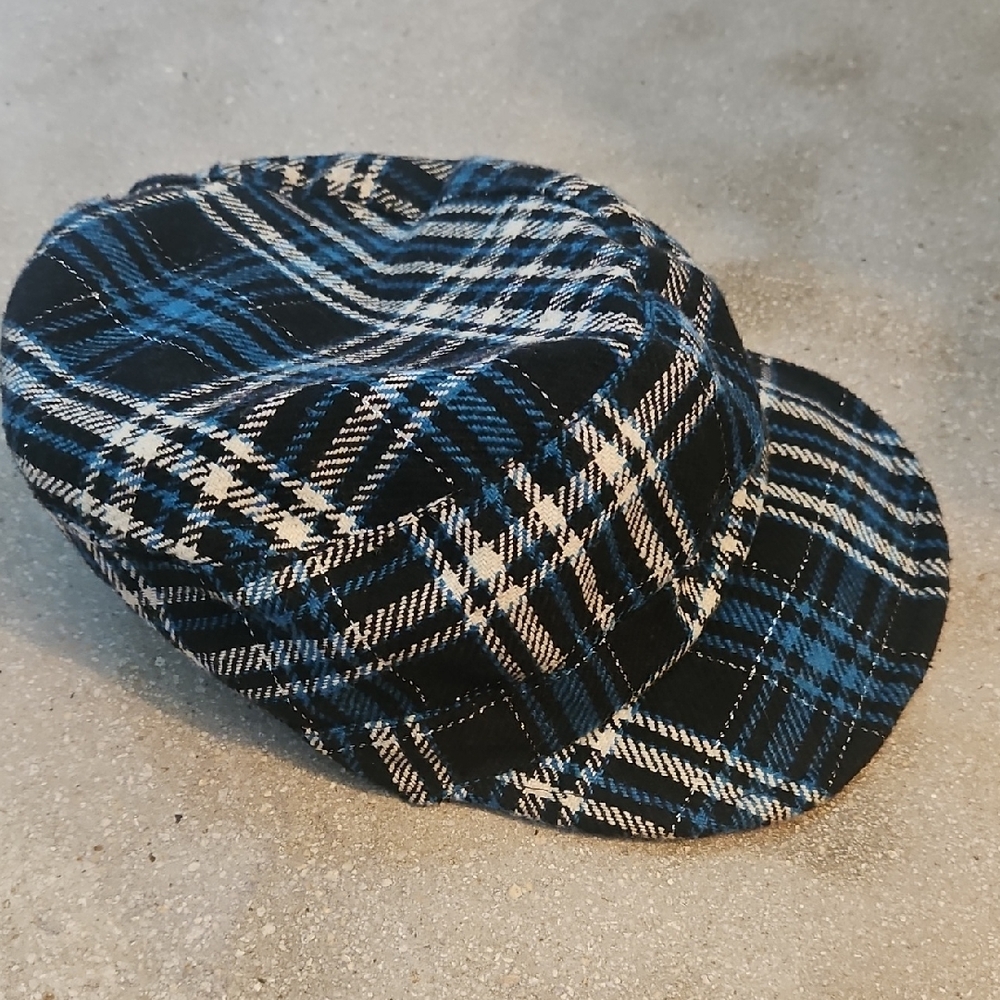 Stylish Blue Plaid Hat